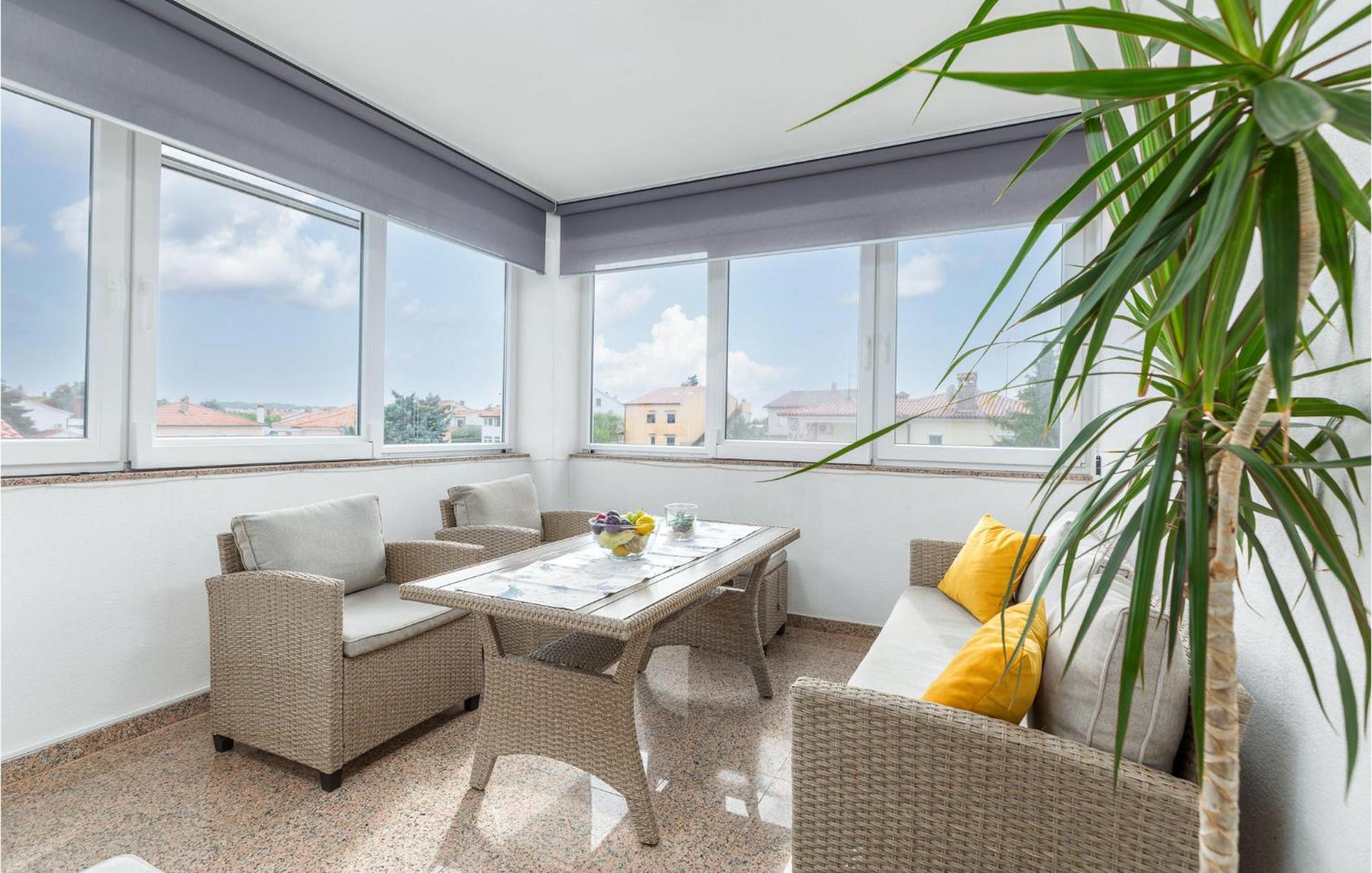 Lovely Apartment In Valbandon With Kitchen Fažana Εξωτερικό φωτογραφία